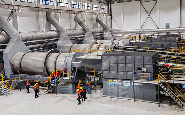 工業(yè)污泥干燥機生產線中的設備