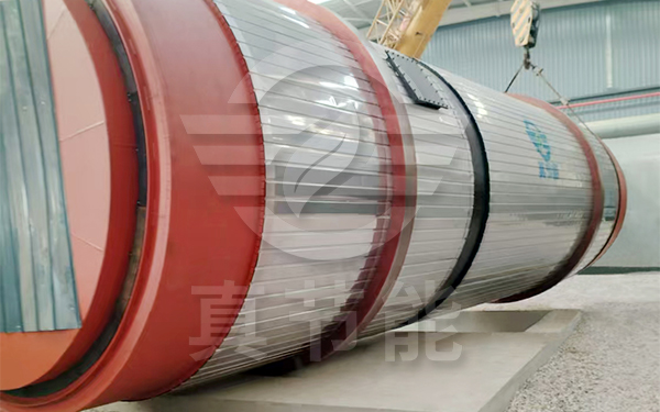 金屬污泥干燥設(shè)備吊裝現(xiàn)場